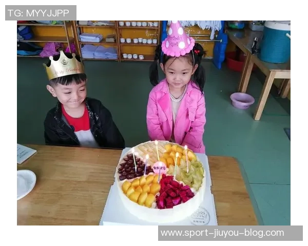 祝郑凯木生日快乐愿他在新的一岁里幸福满满快乐常伴